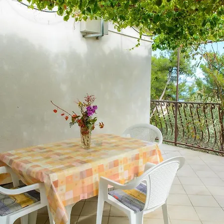 By The Sea Arbanija, Ciovo - 18624 Apartment Trogir